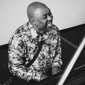 Meet your Posher, Bishop ray